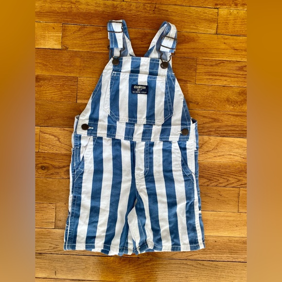 OshKosh B'gosh Other - OshKosh Shortalls